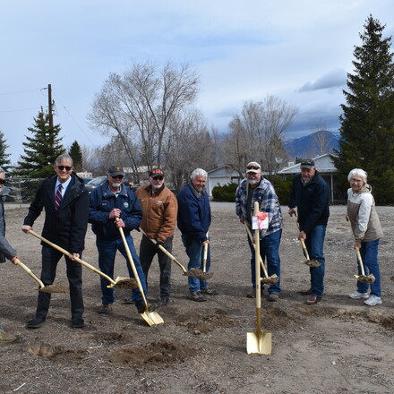 Salmon Church and community members break ground