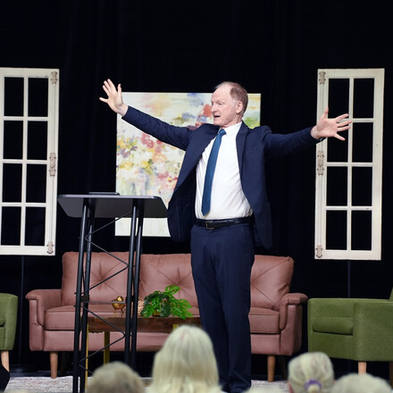 John Bradshaw speaking at Montana Camp Meeting